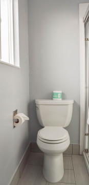 Lone Oak Lodge - Bathroom