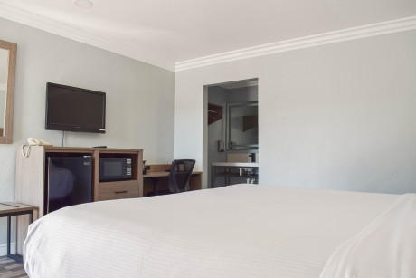 Lone Oak Lodge - Amenities